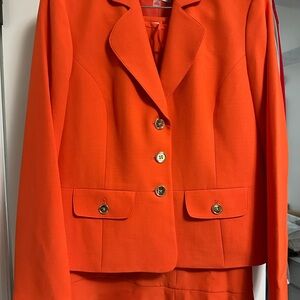 Le Suit size 10 Vibrant Orange skirt suit